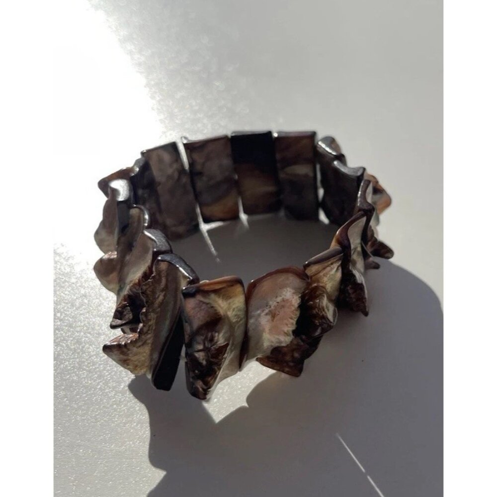 Vintage Mother of pearl chunk Stretch Wire Bracelet Natural Boho Western Sz 7.5"